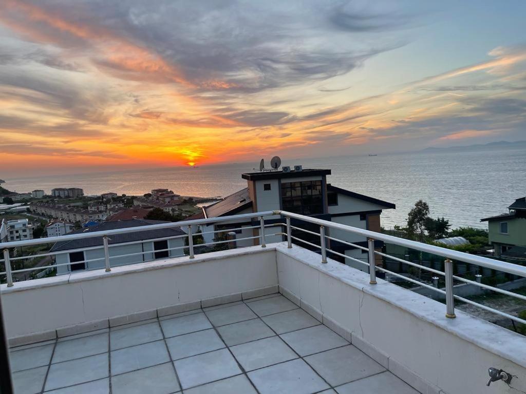 Yalova Apartments Buitenkant foto
