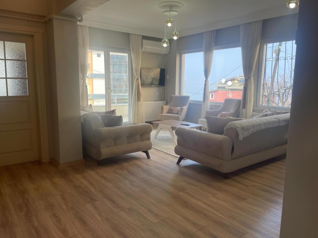 Yalova Apartments Buitenkant foto