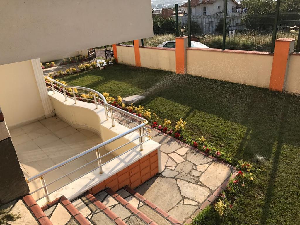 Yalova Apartments Buitenkant foto