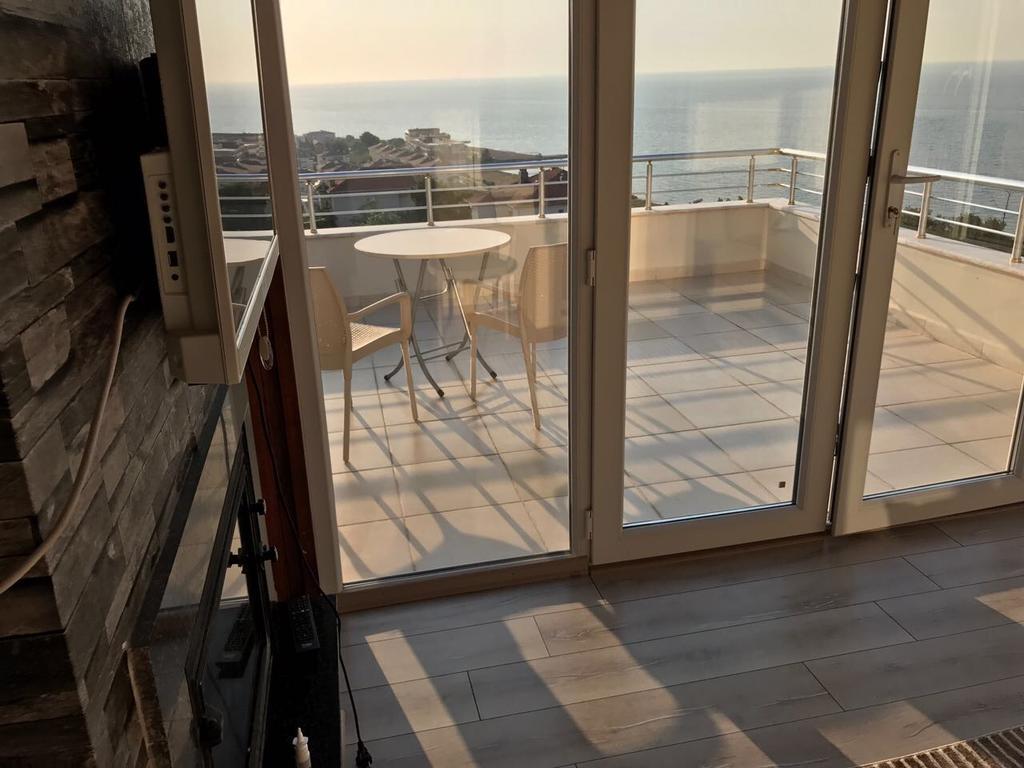 Yalova Apartments Buitenkant foto